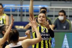 Kayla-McBride-Fenerbahce-Dec2020-1