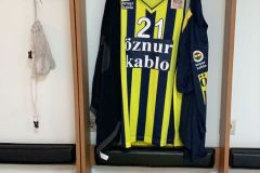 Kayla-McBride-Fenerbahce-Dec2020-19