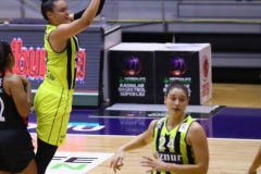 Kayla-McBride-Fenerbahce-Dec2020-3