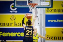 Kayla-McBride-Fenerbahce-Dec2020-41