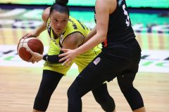 Kayla-McBride-Fenerbahce-Dec2020-9